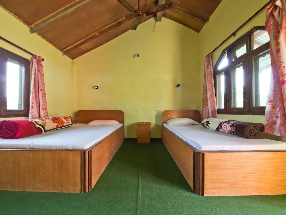 Standard Double or Twin Room, Garden View, Garden Area photo 2