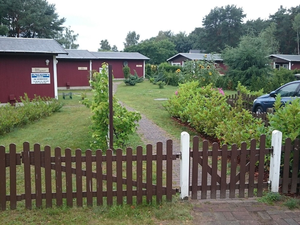 Bungalow photo 2