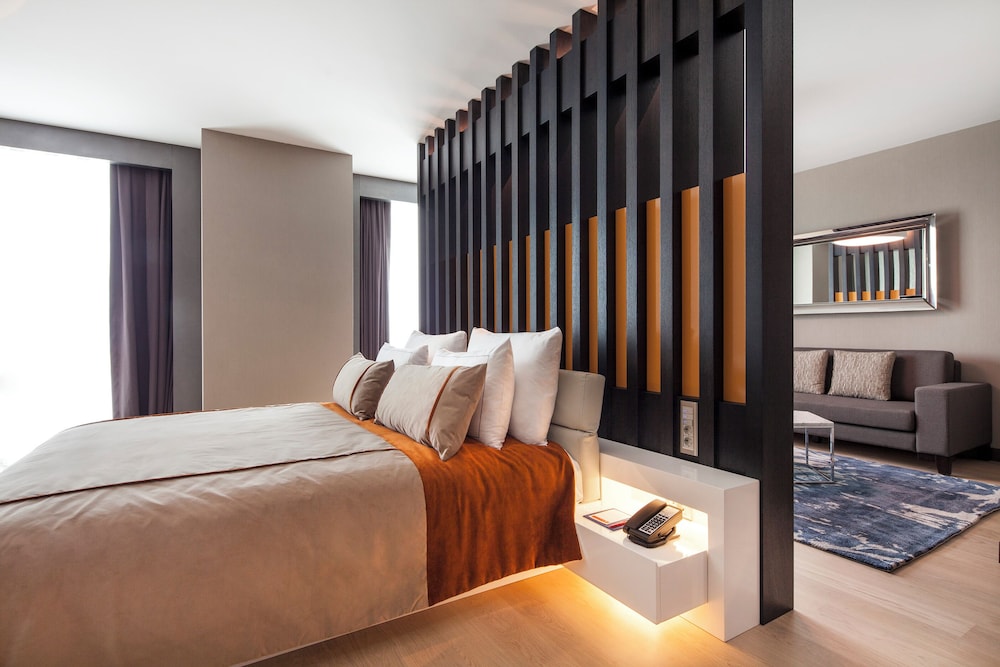 Suite, 1 Queen Bed, Non Smoking