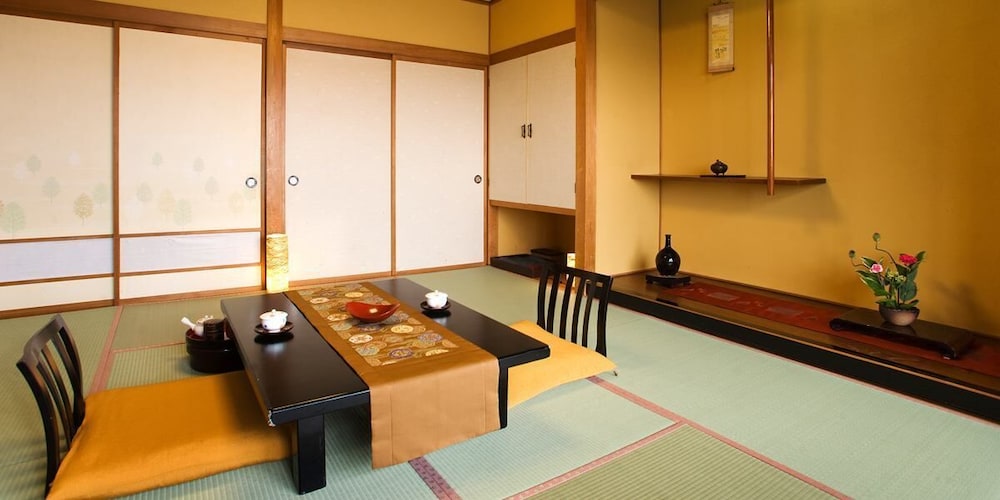 Japanese Style Room With 8 Tatami Mats, Smoking, Sea View photo 2