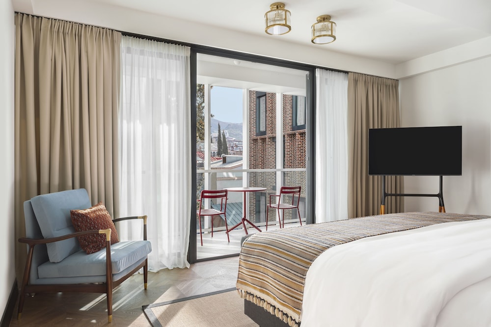 Signature Suite