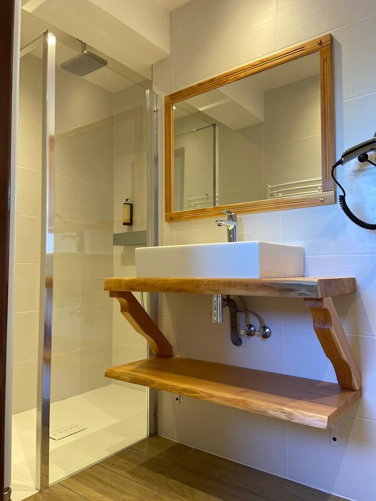 Superior Double Room, Valley View photo 2