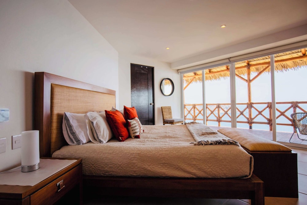 Deluxe Apartment, 3 Bedrooms, Sea View