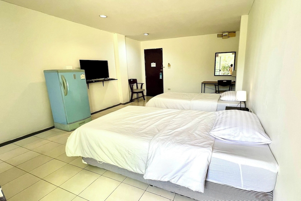 Standard Twin Room photo 3