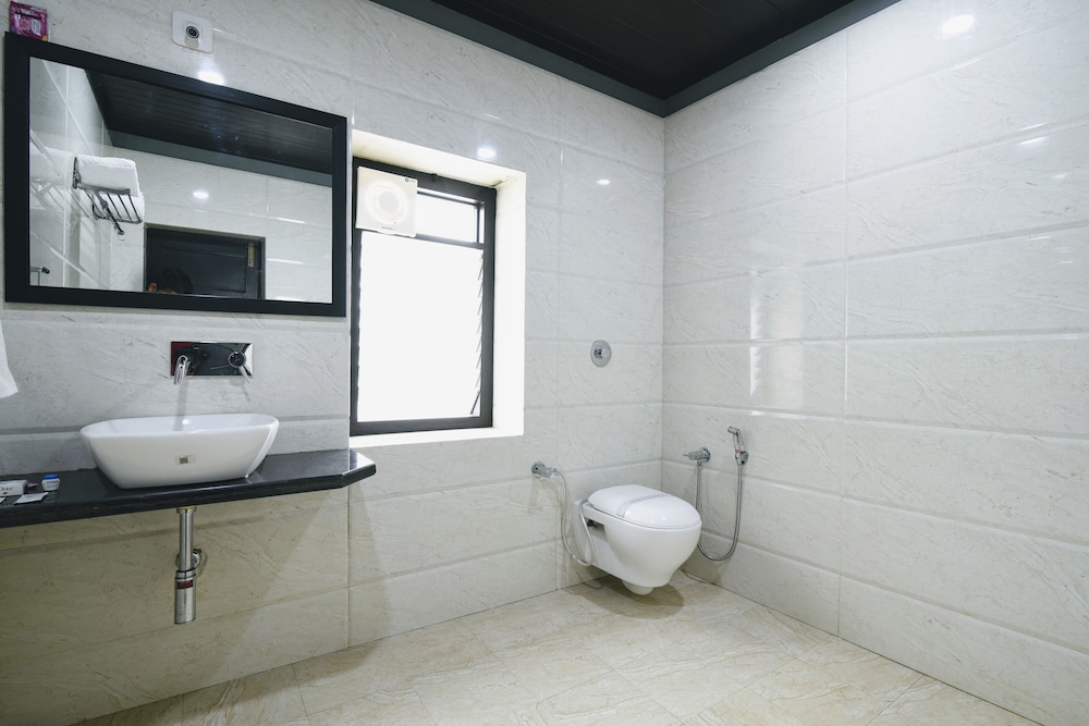 Superior Quadruple Room - Photo 5