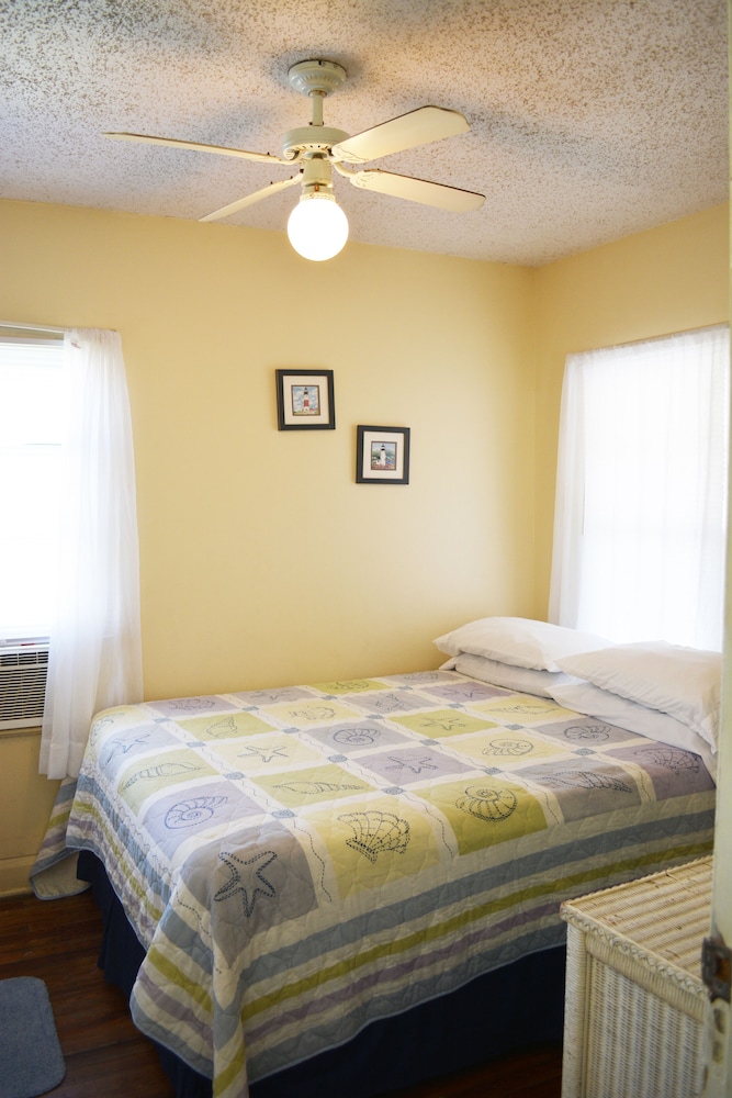Cottage 1, 1 Bedroom photo 1