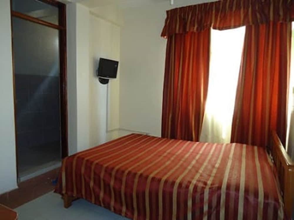 Standard Double Room photo 2