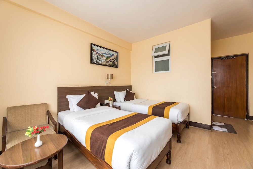 Deluxe Double or Twin Room - Photo 16