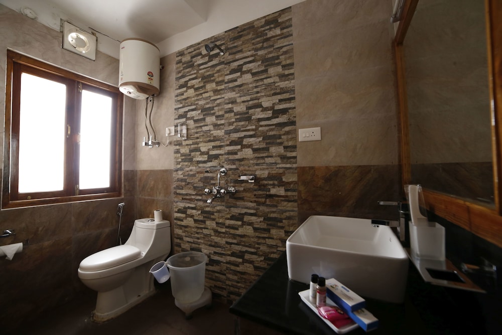 Deluxe Double Room, 1 Double Bed, Accessible
