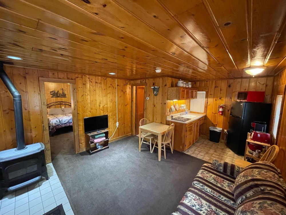 The Wolf Cabin photo 1
