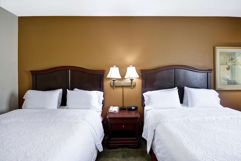 Room, 2 Queen Beds, Accessible, Bathtub (Mobility & Hearing) - Photo 1