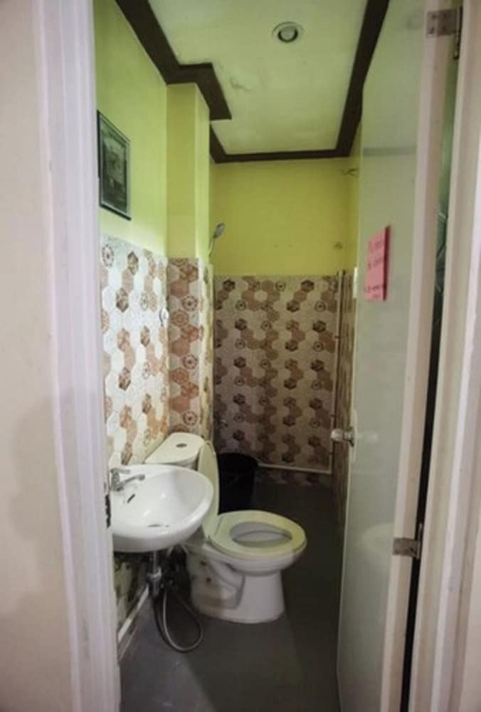 Basic Room photo 2