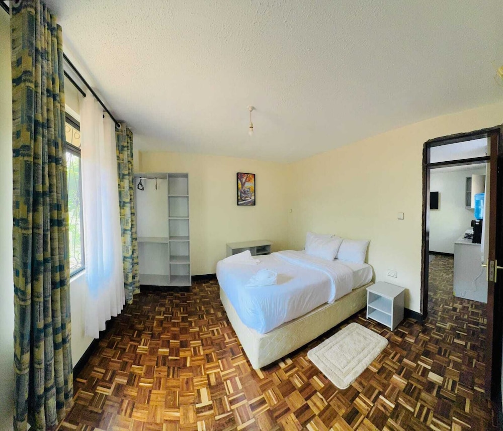 Deluxe Apartment, Garden View