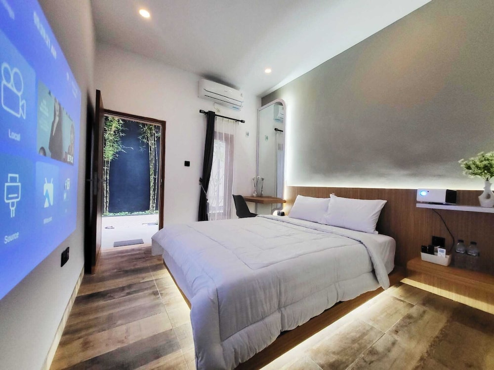 Double Room, 1 Queen Bed, Non Smoking, Garden View - Photo 14