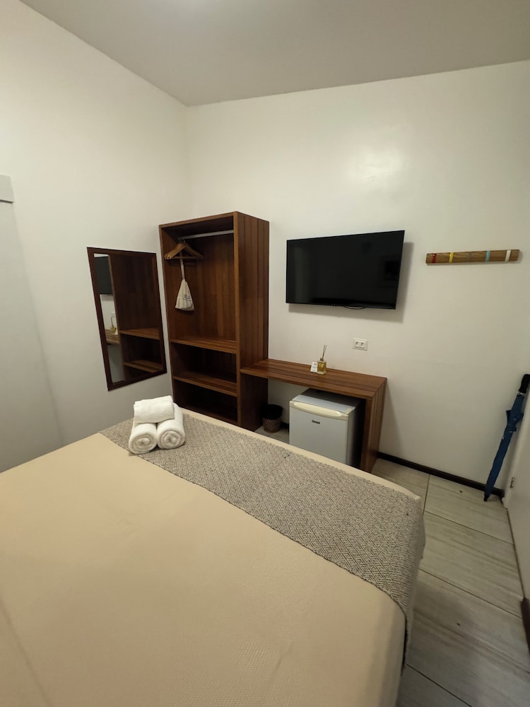 Double or Twin Room, Non Smoking - Photo 2