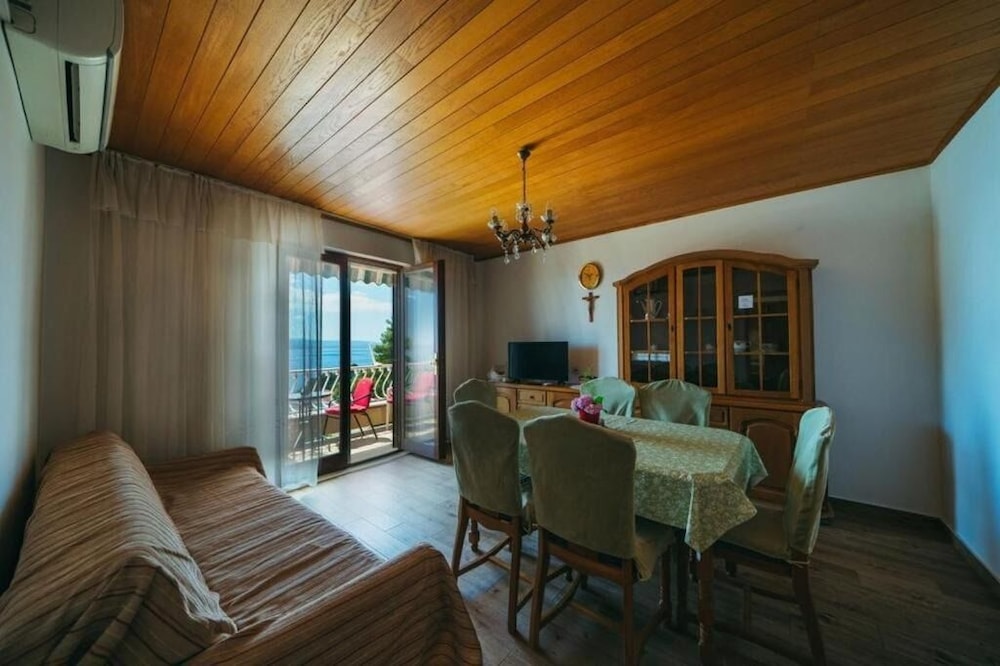 Apartment (Nada - close to the sea and sea view ) photo 1