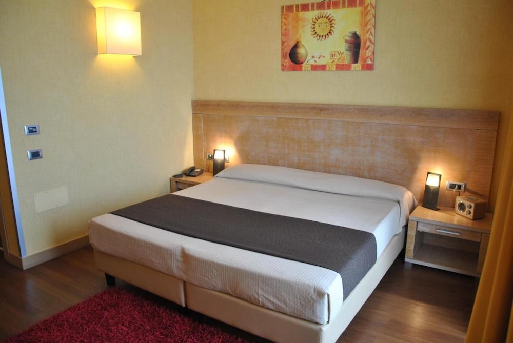 Single Room photo 1