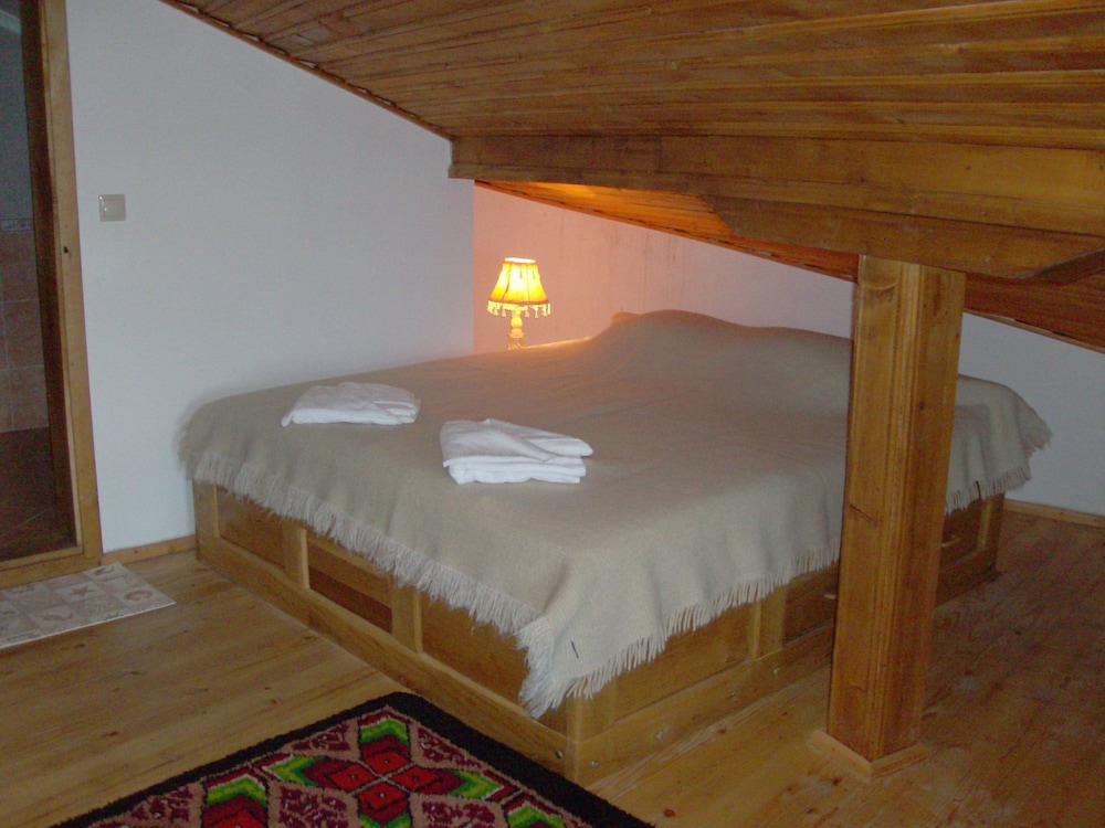 Traditional Double or Twin Room, Garden View photo 1