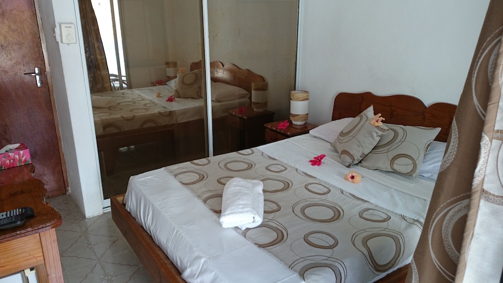Family Double or Twin Room, Shared Bathroom photo 3