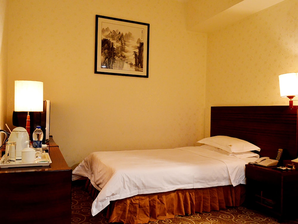 Standard Single Room, No Windows - Photo 1