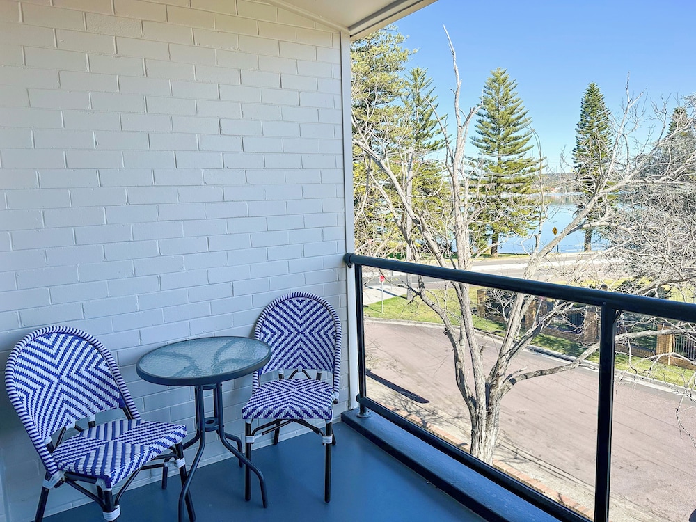 Standard Room, Non Smoking, Balcony (Double only) photo 1