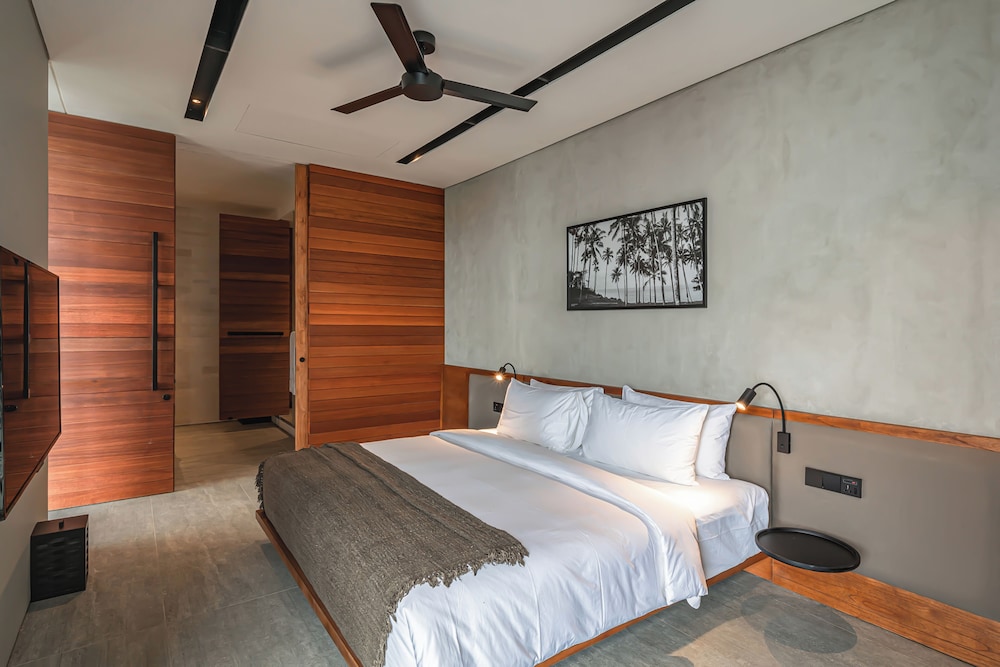 Design Penthouse, 1 Bedroom, Sauna, Corner photo 1