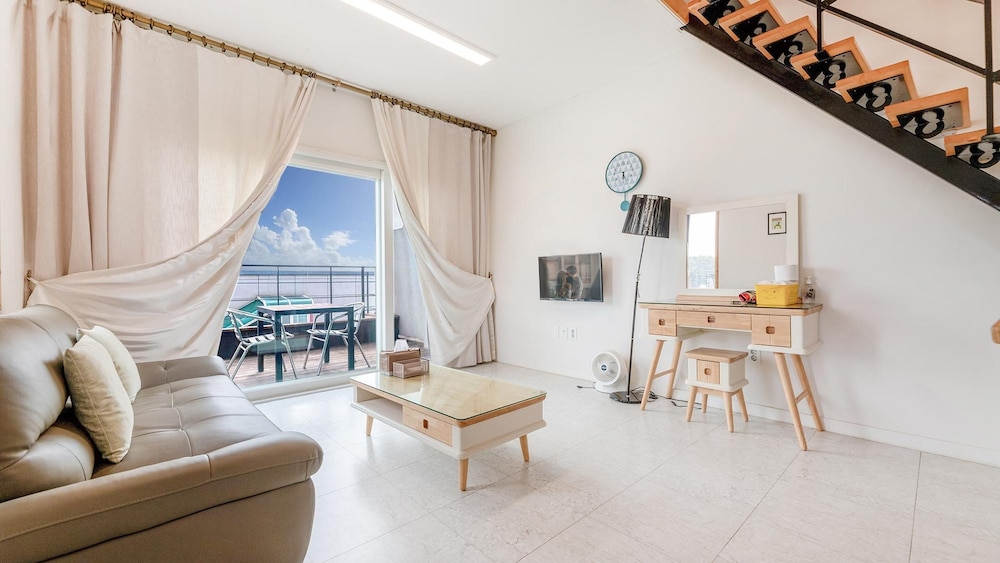 Basic Room, 1 Bedroom (Olraedong moonlight) photo 1