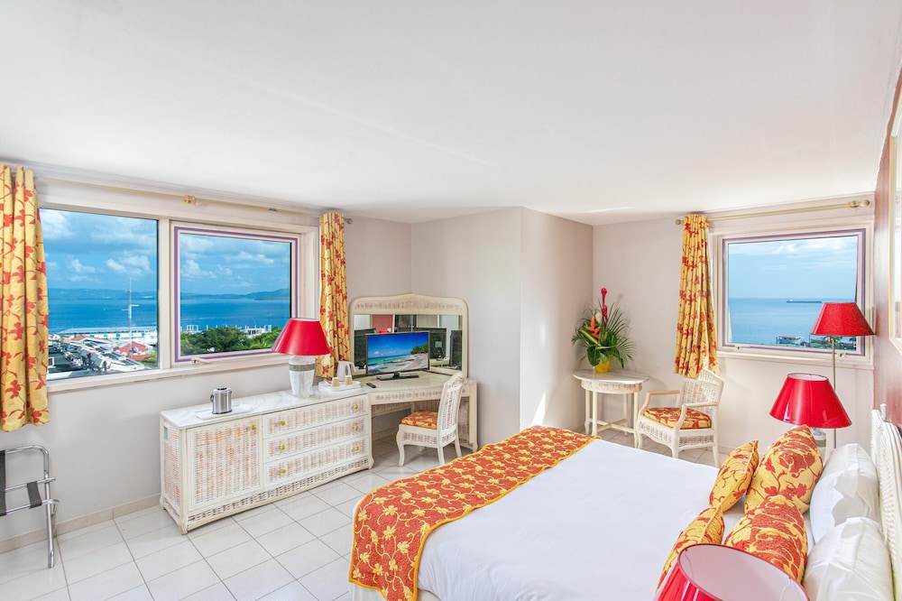 Superior Room, Sea View (Elevator) - Photo 1