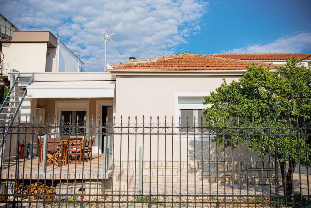 House photo 2