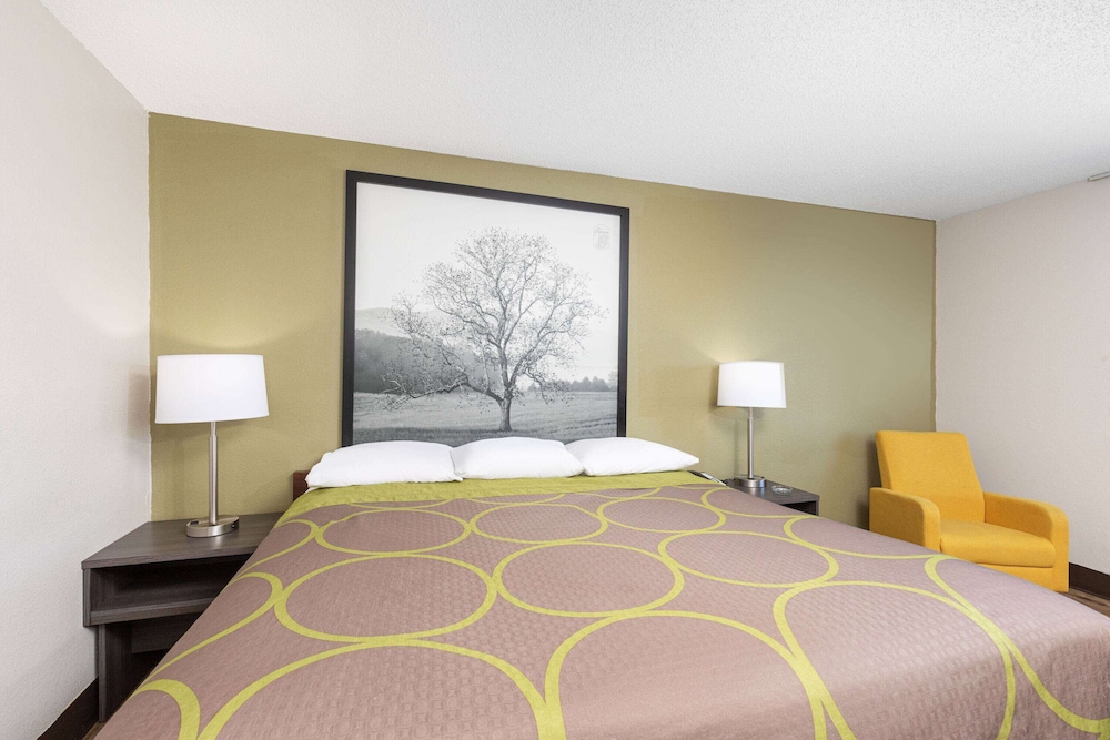 Room, 1 Queen Bed, Accessible - Photo 2
