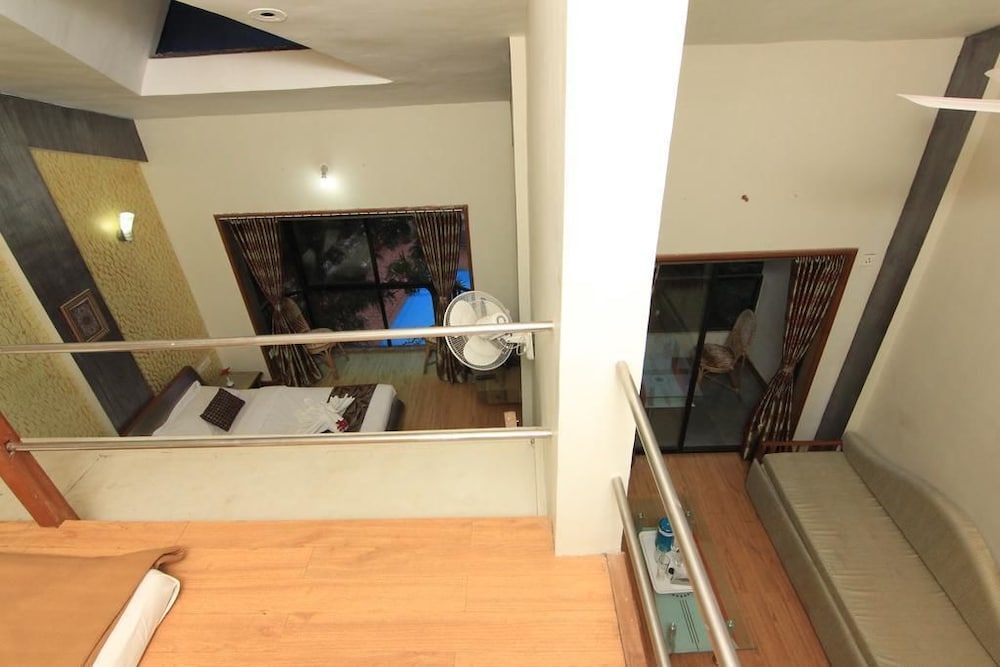 Superior Suite, Valley View photo 3