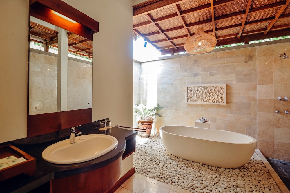 One-Bedroom Pool Villa - Photo 18