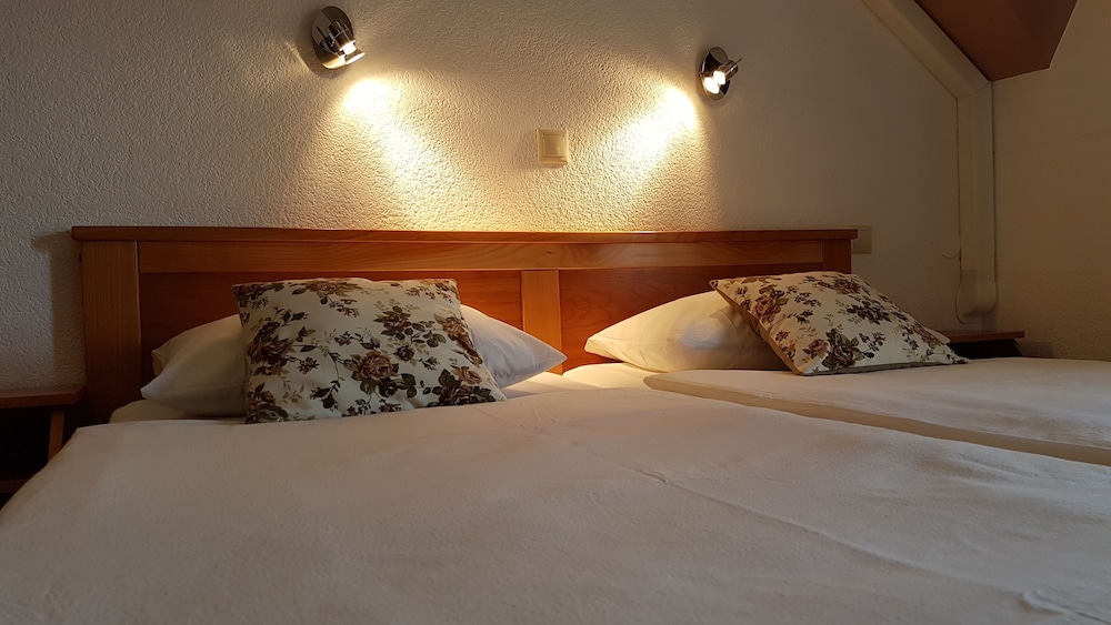 Comfort Double Room, Park View