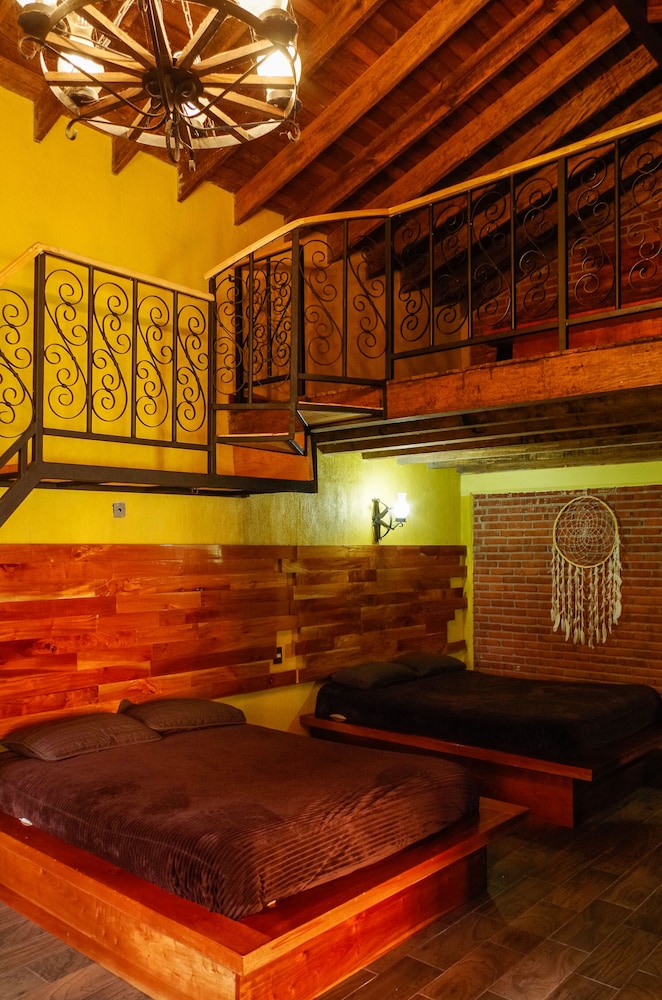 Grand Cabin