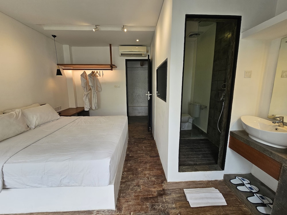 Standard Double Room photo 3