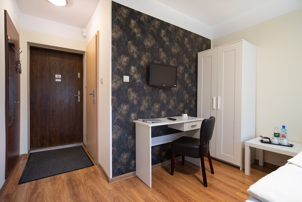 Standard Double or Twin Room (separate building) photo 3