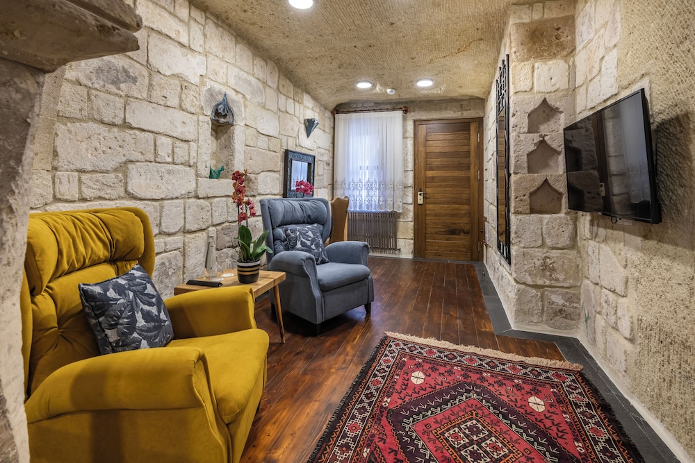 Deluxe Room (Cave) - Photo 14