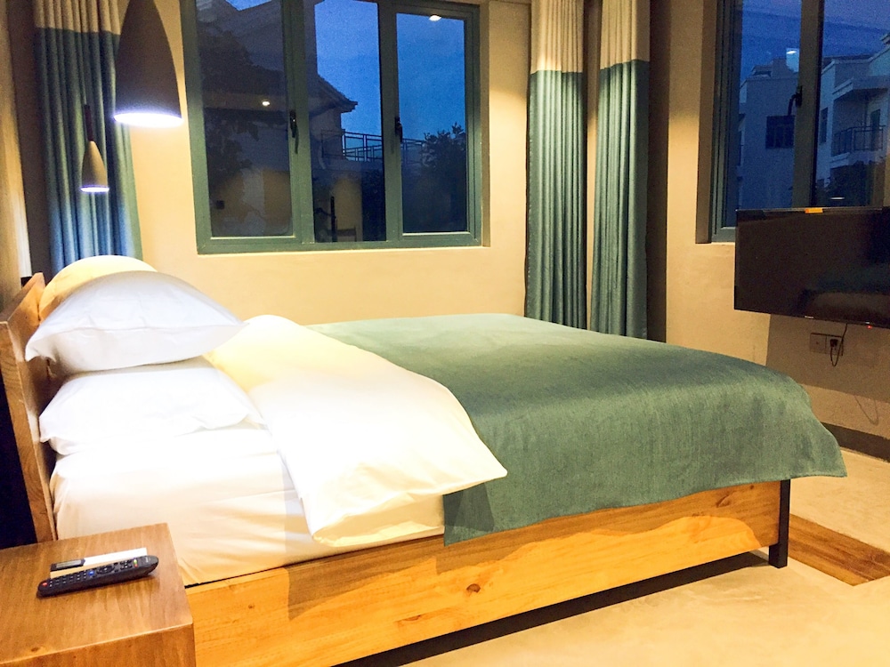 Comfort Suite-A photo 3