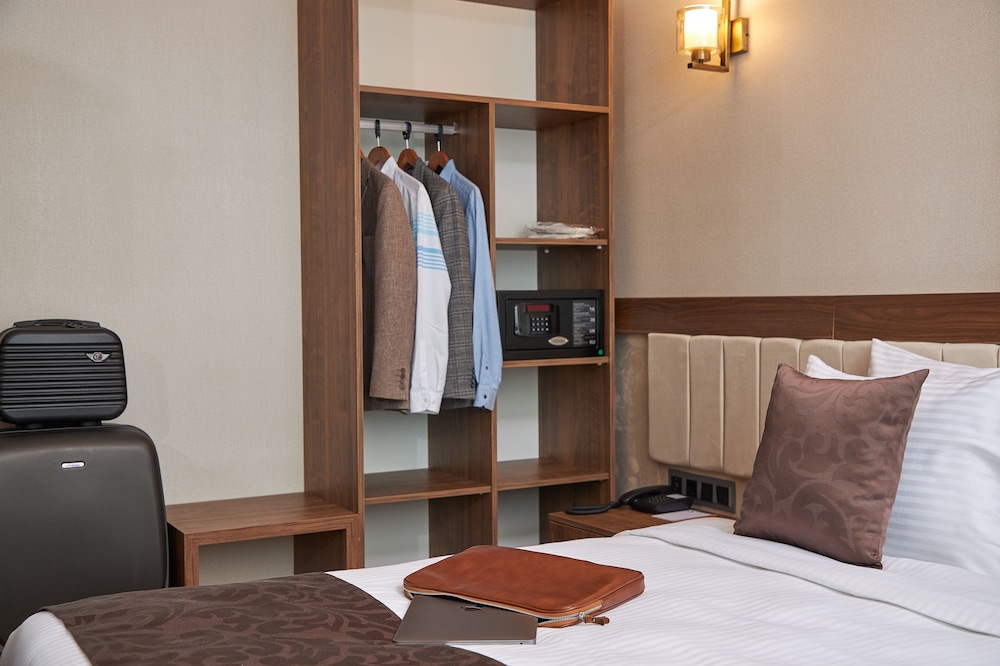 Superior Room - Photo 7
