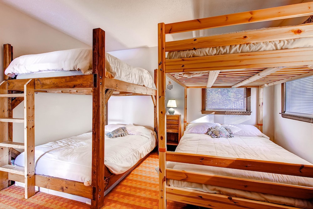 House, Multiple Beds, Mountain View (Sweet Life) photo 3