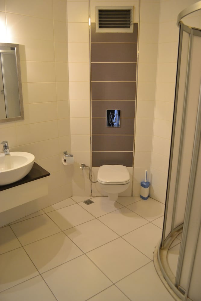 Comfort Quadruple Room, Accessible photo 2