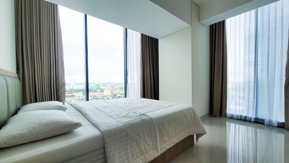 Family Apartment, 2 Bedrooms, Sea View photo 2