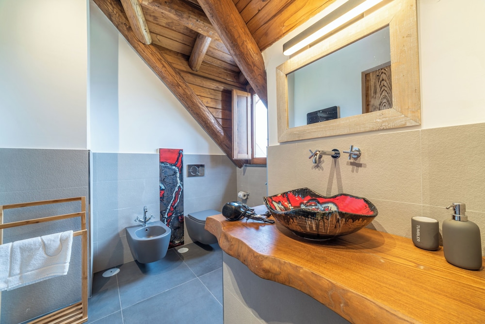 Superior Triple Room, Multiple Beds, Ensuite, Sea View - Photo 7