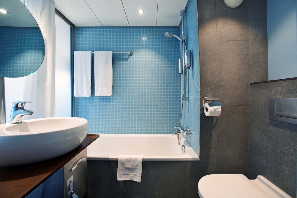 Double Room - Photo 6