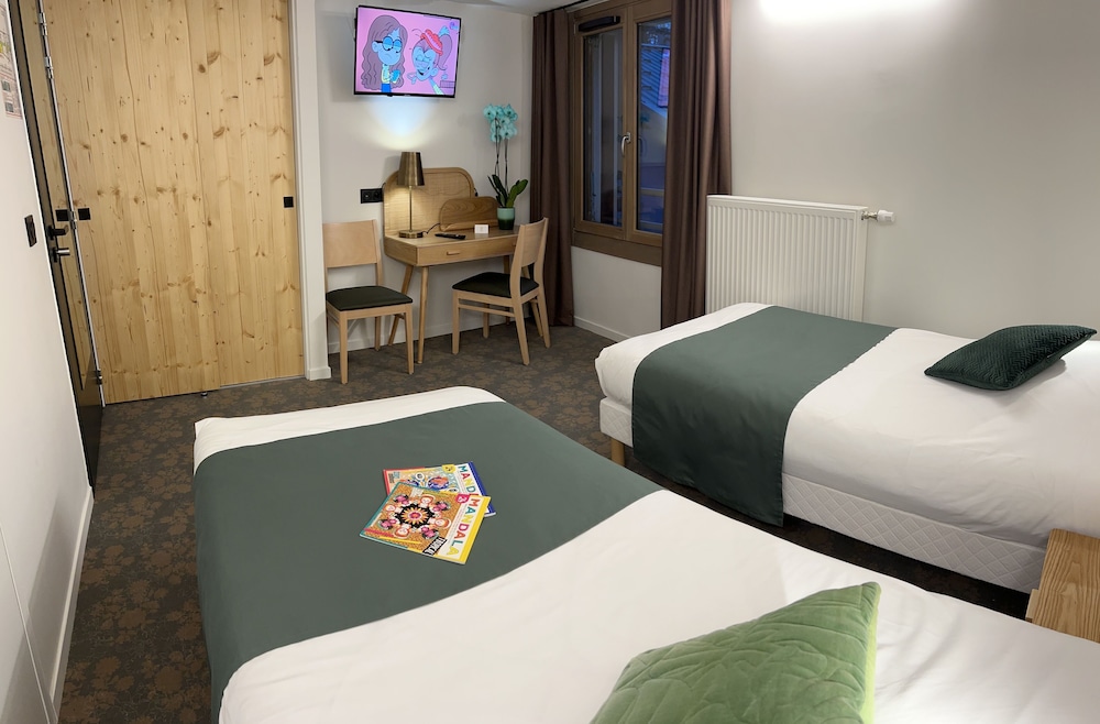 Standard Double or Twin Room - Photo 5