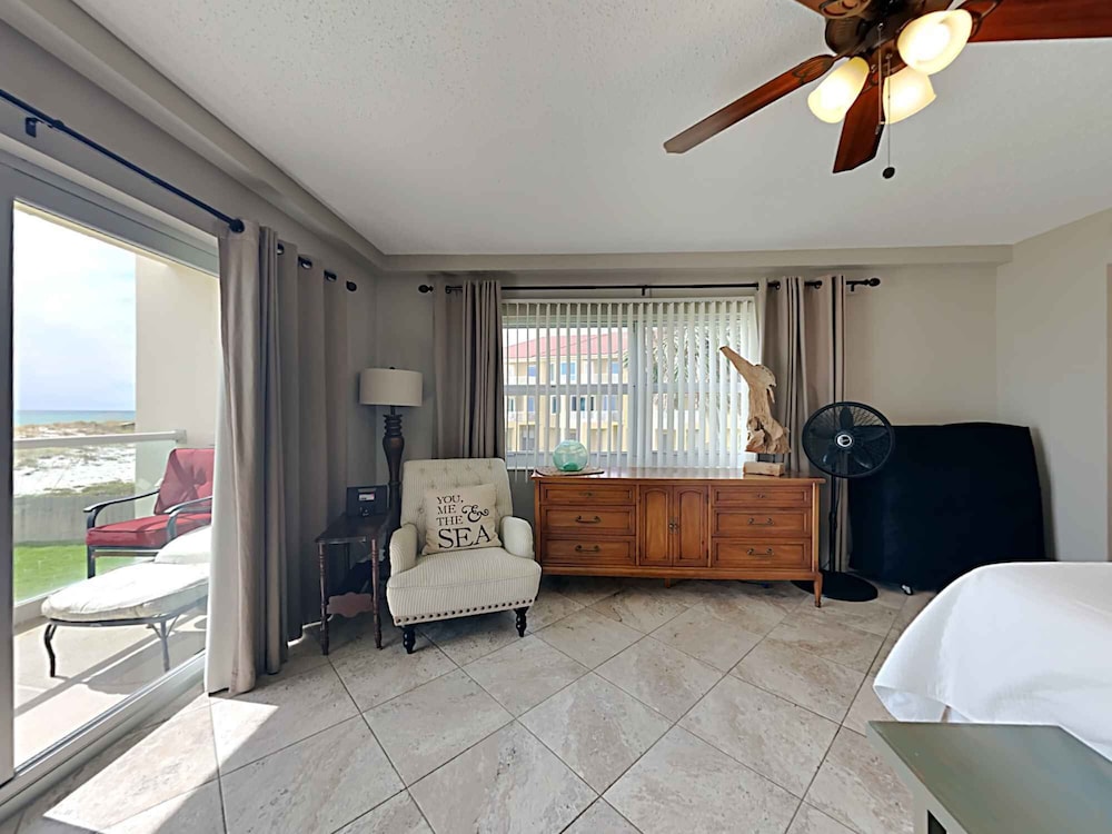 Condo, Multiple Beds, Balcony, Ocean View (#205 West - No Pets) photo 2
