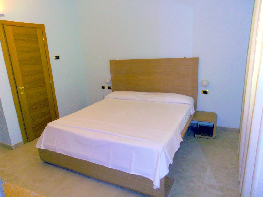 Classic Double Room - Photo 2