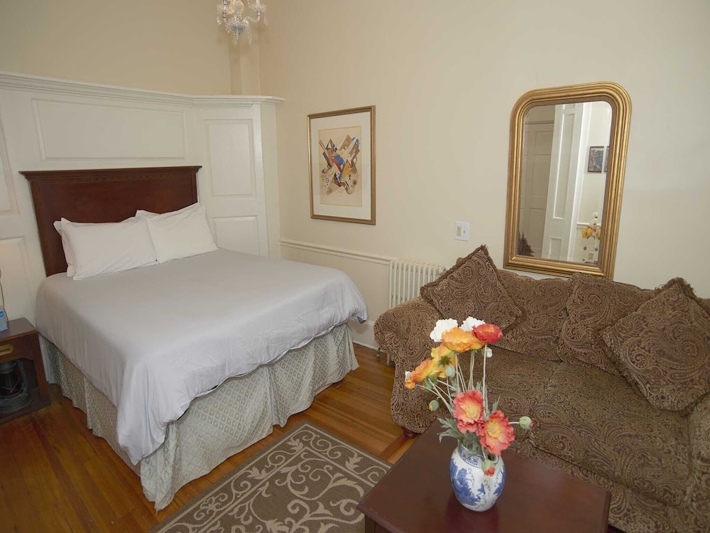 Standard Double Room, Ensuite (The House 6 Queen (pet fr)
