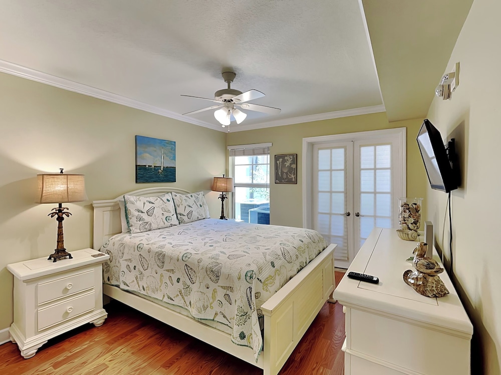 Condo, Multiple Beds, Kitchen, Garden View (Barefoot Beach Resort F-105) photo 1