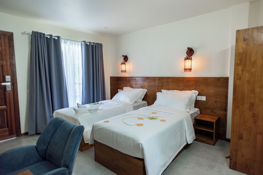 Deluxe Double or Twin Room, City View